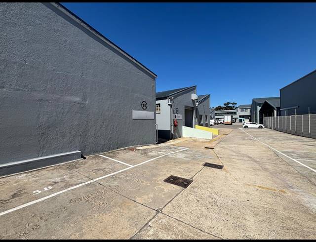 423M² FACTORY TO LET IN MAITLAND